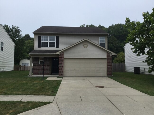1465 Creekside Dr