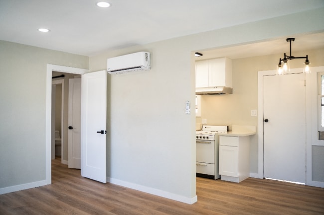 property at 4155 Elm Ave