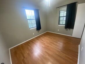 2786 W Yale Ave in Denver, CO - Building Photo - Building Photo