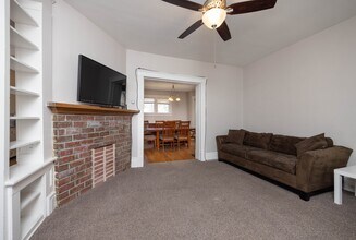 1317 Forest Ct in Ann Arbor, MI - Building Photo - Building Photo