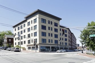 25 High St in Portland, ME - Building Photo - Building Photo