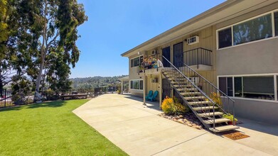 1009 Dennstedt Ct in El Cajon, CA - Building Photo - Building Photo