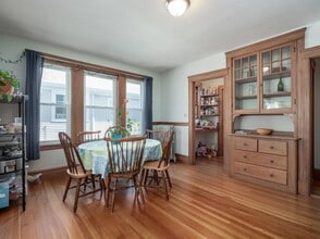 54 Upland Rd, Unit 2 in Somerville, MA - Building Photo - Building Photo