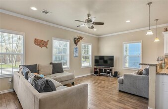 119 Sterling St in College Station, TX - Building Photo - Building Photo