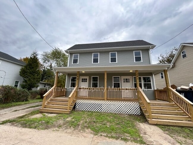 291 N Laurel St