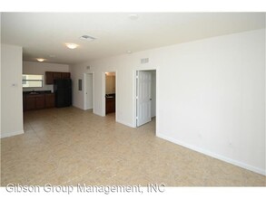 1025 NE 10th Ave in Fort Lauderdale, FL - Building Photo - Building Photo