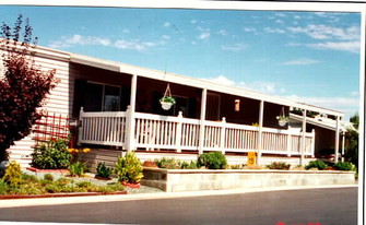 Cedardwood Mobile Home Park in Sacramento, CA - Building Photo