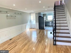 2811 S Franklin St in Philadelphia, PA - Building Photo - Building Photo