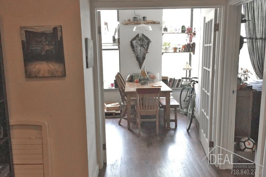302 Tompkins Ave-Unit -2 in Brooklyn, NY - Building Photo
