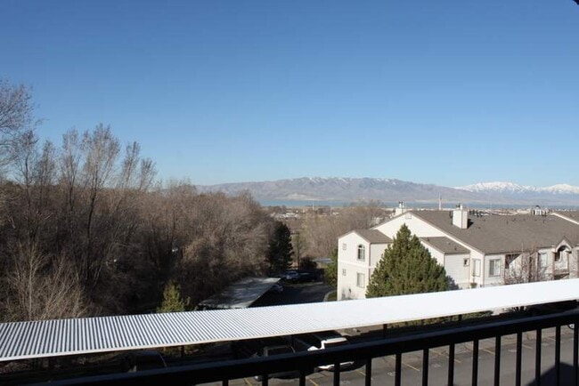 1490 S 430 W #, Unit Lakeridge 1490/private room contract#1 in Orem, UT - Building Photo - Building Photo