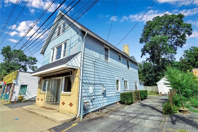 85 Lake St in Hamburg, NY - Building Photo - Building Photo