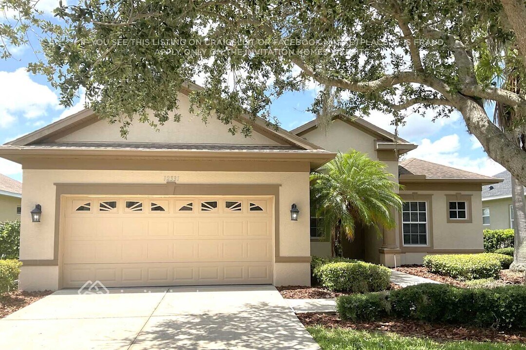 12331 Lavender Loop in Bradenton, FL - Foto de edificio