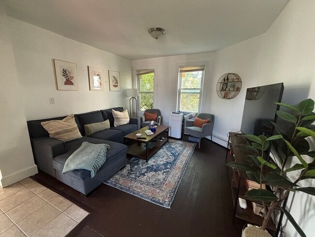 108 Pine St, Unit #1