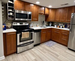 2010 1st St NW, Unit B in Washington, DC - Building Photo