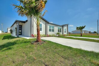 705 Fraser Ct in Kissimmee, FL - Building Photo - Building Photo