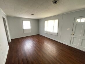 1012 Giddings St in Danville, IL - Building Photo - Building Photo