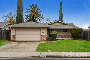 2543 Hastings Way in Fairfield, CA - Building Photo