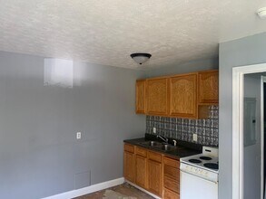 5340 Beechwood Dr in Somerset, KY - Building Photo - Building Photo