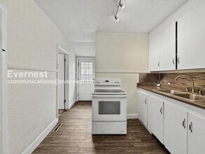 247 S Hazel Ct in Denver, CO - Building Photo - Building Photo