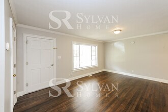 3429 Navaho Trail SE in Smyrna, GA - Building Photo - Building Photo