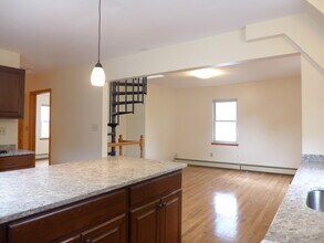 163 Cambridge St in Boston, MA - Building Photo - Building Photo