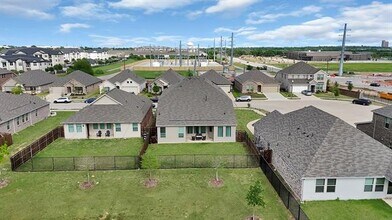 3309 Chasemoor Dr in Denton, TX - Building Photo - Building Photo