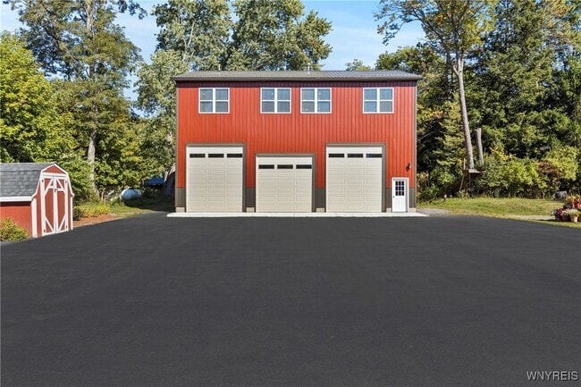 property at 5445 E Creek Rd