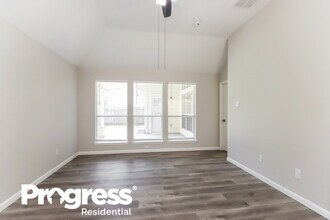 910 Taylor Ridge Dr in Spring, TX - Foto de edificio - Building Photo