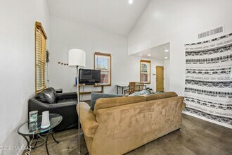 527 N Jacobus Ave in Tucson, AZ - Building Photo - Building Photo