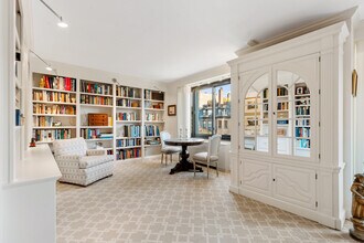 180 Beacon St in Boston, MA - Building Photo - Building Photo