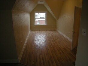 244 S St Clair St, Unit 3 in Pittsburgh, PA - Building Photo - Building Photo