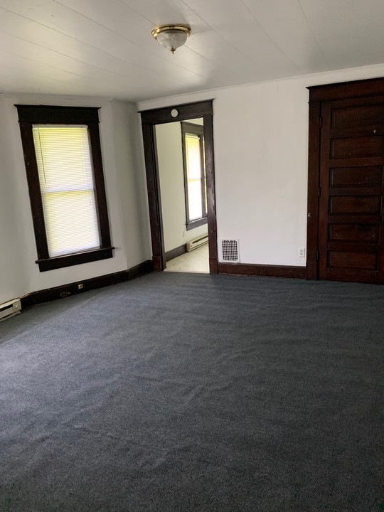 1032 N 9th St-Unit -4 in Terre Haute, IN - Foto de edificio