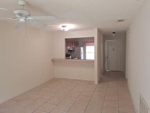 2931 Westmoreland Ct in New Port Richey, FL - Building Photo - Building Photo