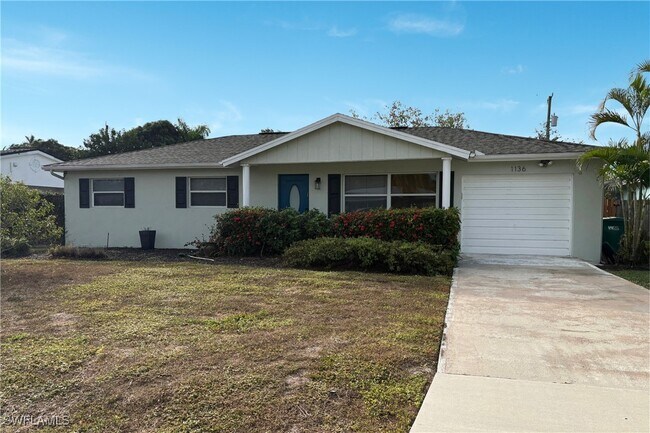 property at 1136 Illinois Dr