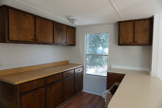 2554 Lake Douglas Rd in Bainbridge, GA - Building Photo - Building Photo