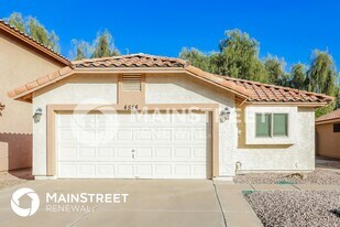 4544 E Garnet Ave in Mesa, AZ - Building Photo