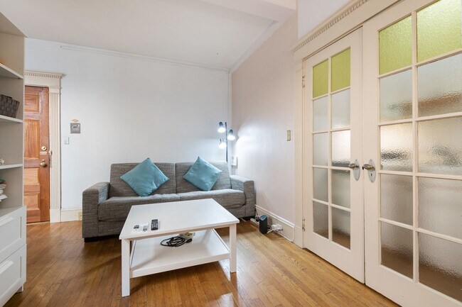 8 Garrison St, Unit 608 in Boston, MA - Building Photo - Building Photo