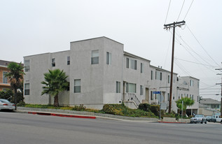 1972-1986 S Robertson Blvd Apartments