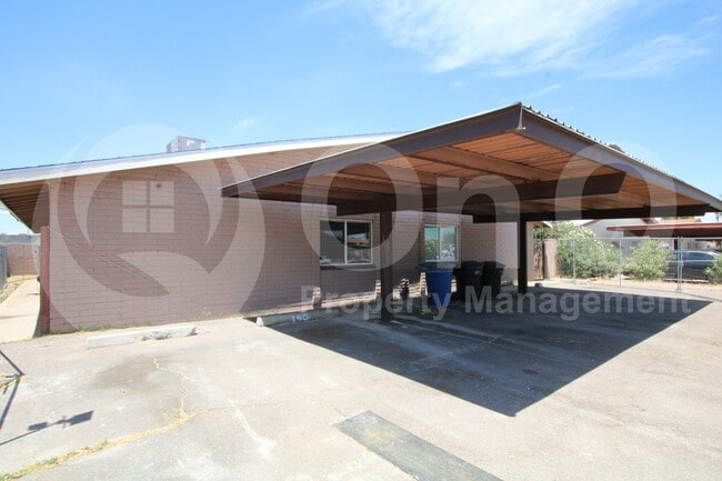 property at 140 E Ingram St