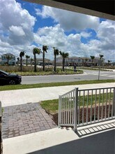 1848 Tohoqua Blvd in Kissimmee, FL - Building Photo - Building Photo