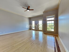 576 N River St in Batavia, IL - Building Photo - Building Photo