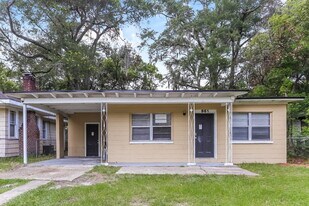 961 Kenmore St in Jacksonville, FL - Building Photo