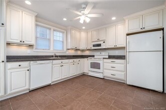 25 Ogden Rd in Stamford, CT - Building Photo - Building Photo