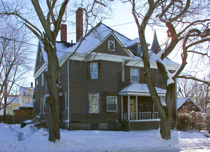 367 Winter St in Fall River, MA - Building Photo - Building Photo