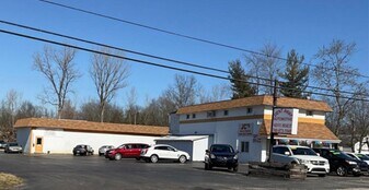 14628 E Broad St in Pataskala, OH - Building Photo