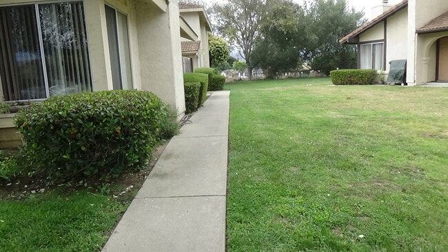 property at 712 Summerwood Ln