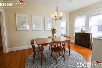 89 Surrey St, Unit 2 in Boston, MA - Building Photo - Building Photo