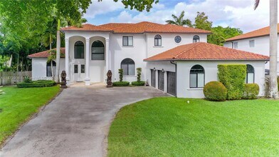6950 SW 97th Ave in Miami, FL - Building Photo - Building Photo