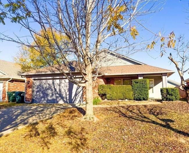 2801 Edgemere Dr in Norman, OK - Building Photo - Building Photo