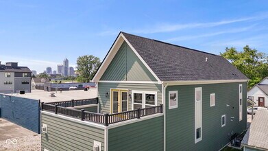 1405 Deloss St in Indianapolis, IN - Foto de edificio - Building Photo